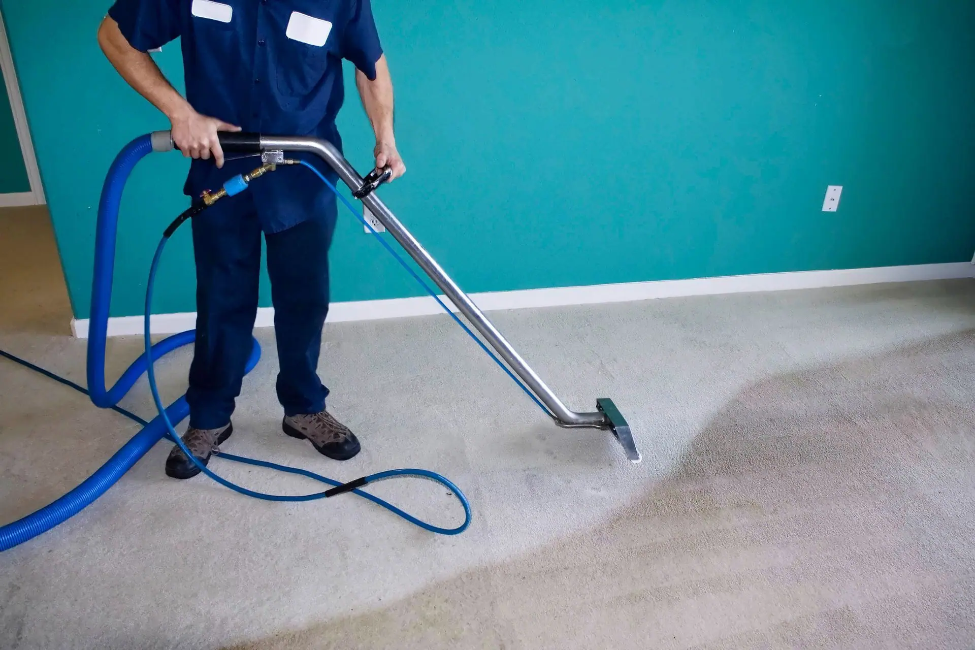 A Maid to the Rescue cleaner at work